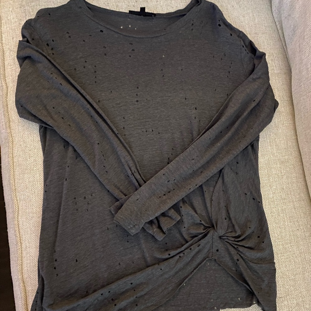 Grey knotted long sleeve tee